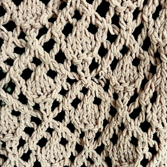 Nicole Miller Pink Cropped Cardigan with Open-Knit Design - Picture 8 of 14